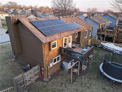 110 S Huntsman Blvd, Raymore, MO 64083 - photo 6