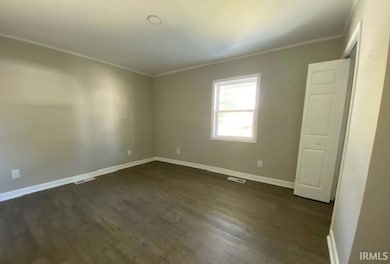 114 S Lincoln St, Oakland City, IN 47660 - photo 4