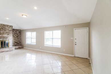 1435 Willersley Ln, Channelview, TX 77530 - photo 4