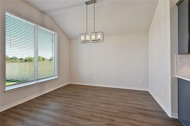 3432 Pointe Du Hoc Dr, Bryan, TX 77808 - photo 3