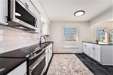 12727 W 100th St, Lenexa, KS 66215 - photo 7