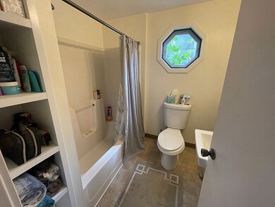 41 Washington St, Rutland, VT 05701 - photo 6