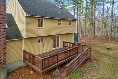 10 Lexington Ave, Londonderry, NH 03053 - photo 6