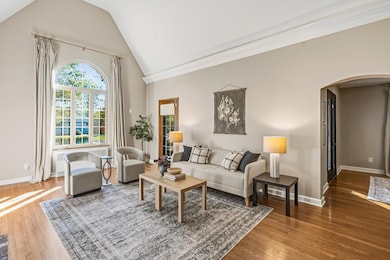 3160 Fair Ave, Columbus, OH 43209 - photo 5