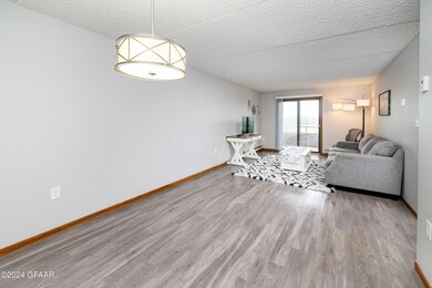 2200-S-29th-St-013