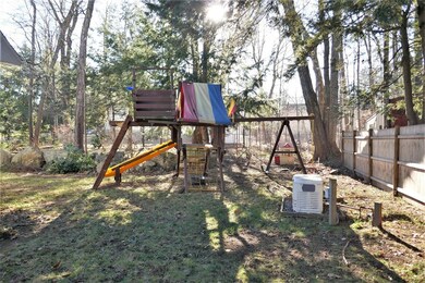 78 Crosby St, Milford, NH 03055 - photo 6