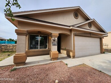 14417 Desert Sage Dr, Horizon City, TX 79928 - photo 2