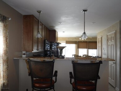 358 Chesterton Ave, Staten Island, NY 10306 - photo 3