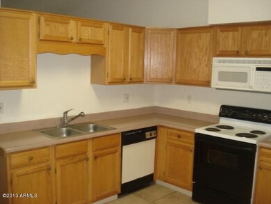 4739 Camino 5