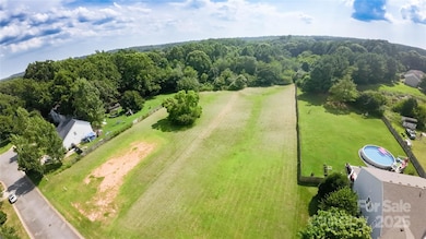 144 Longlea Dr, Clover, SC 29710 - photo 3