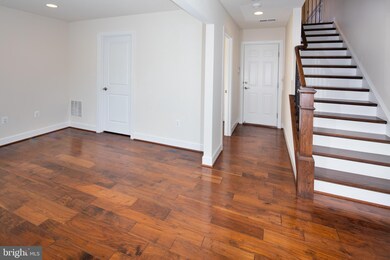 6161 Carey Park Ln, Falls Church, VA 22041 - photo 6