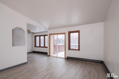104_021220_realestate