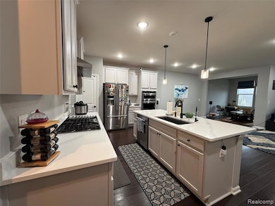 4811 Broomfield Way, Orion Charter Township, MI 48359 - photo 5