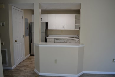 26 Webb Place unit 1B, Mansfield, MA 02048 - photo 4