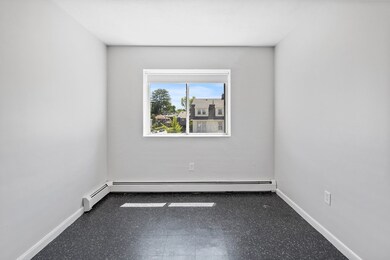 700 Cummins Hwy unit 6, Boston, MA 02126 - photo 4