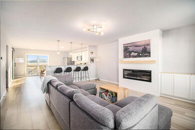 1734 Stoneham Dr, Mishawaka, IN 46544 - photo 2