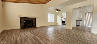 4308 Apex Dr, Las Vegas, NV 89147 - photo 3