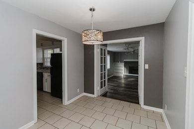 1747 Roanoke St, Wichita, KS 67218 - photo 6