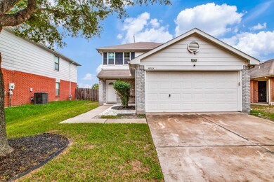9722 Phil Halstead Dr, Houston, TX 77086 - photo 4