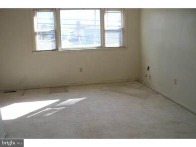 513 W 8th St unit B, Lansdale, PA 19446 - photo 3