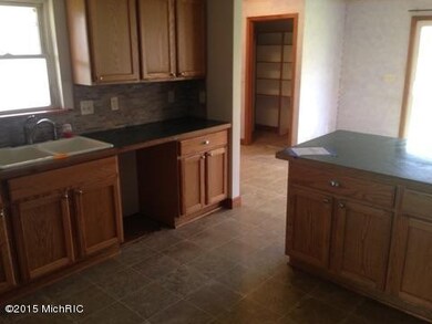 3702 62nd St, Saugatuck, MI 49453 - photo 3