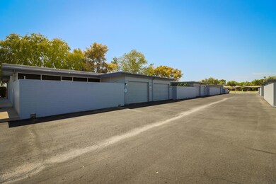 17463 N 105th Ave, Sun City, AZ 85373 - photo 5