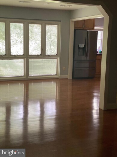 5702 Brewer House Cir unit 20112, Rockville, MD 20852 - photo 4