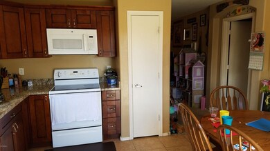 Kitchen pantry