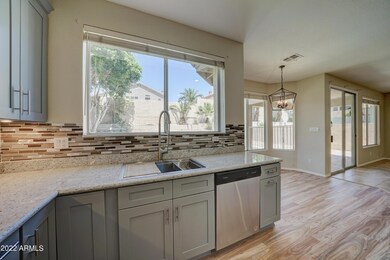 15838 S 10th St-10