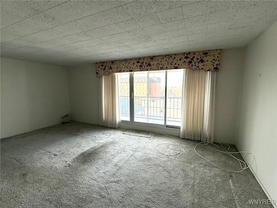 5854 Main St unit 403, Williamsville, NY 14221 - photo 3