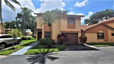 990 SW 113th Terrace, Pembroke Pines, FL 33025 - photo 2