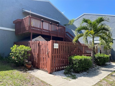 26 Crossings Cir unit G, Boynton Beach, FL 33435 - photo 4