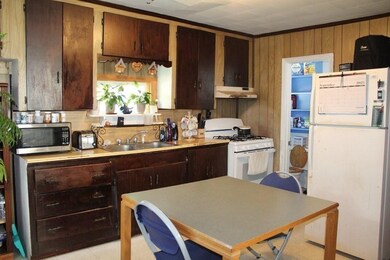 70 Central St, Bellingham, MA 02019 - photo 4