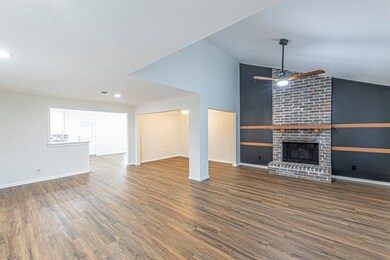 3511 Mayfield Oaks Ln, Houston, TX 77088 - photo 3