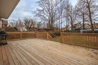 13718 Lakeshore Blvd, Bratenahl, OH 44108 - photo 6