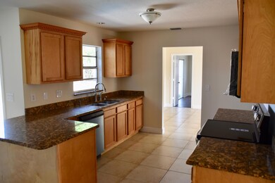 Living W/Fireplace
