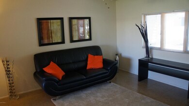 Downstairs_Livingroom_2013-08-08 13