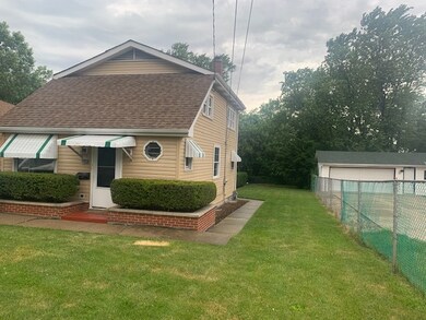 2538 Lucia Ave, Waukegan, IL 60085 - photo 2