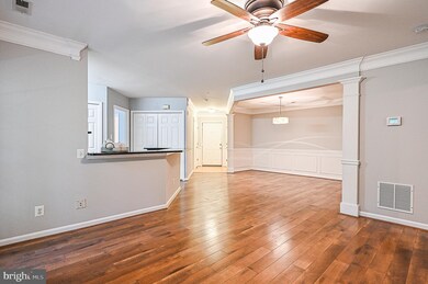 12471 Hayes Ct unit 202, Fairfax, VA 22033 - photo 5