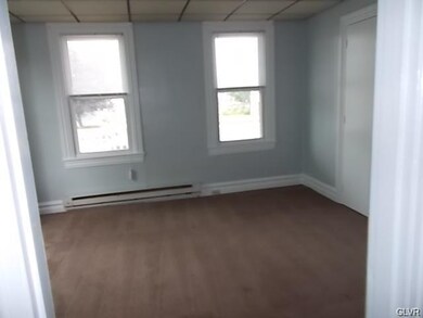 2030 Hanover Ave unit 1st Flr, Allentown, PA 18109 - photo 4