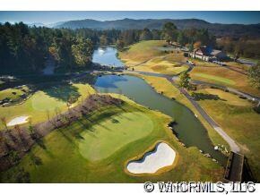 Club 9th and 18th green