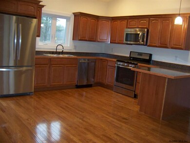 37 Spotswood Dr, Corinth, NY 12822 - photo 4