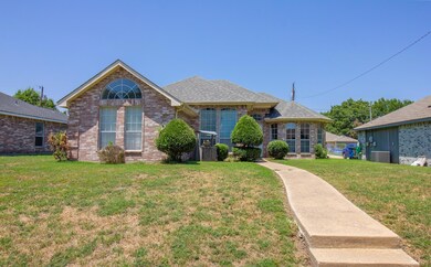 1109 Old Knoll Dr, Wylie, TX 75098 - photo 2