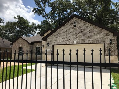 2515 Areba St, Houston, TX 77091 - photo 2