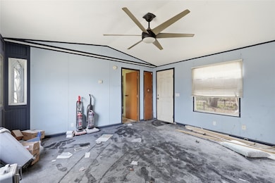 401 East Rd, Granbury, TX 76049 - photo 4