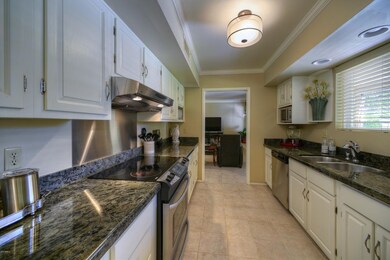 007_Kitchen