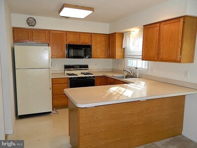 200 Bulkhead Ave, Manahawkin, NJ 08050 - photo 3