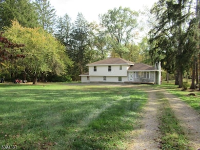 192 Bryans Rd, Hampton, NJ 08827 - photo 3