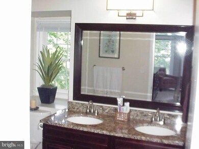 5974 Camelback Ln, Columbia, MD 21045 - photo 6