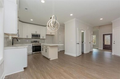 605 Hazelwood St, Asheboro, NC 27205 - photo 6